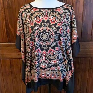 NWT batwing sleeve top. Figure flattering!!!